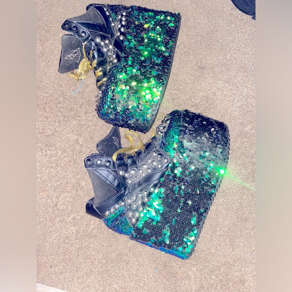 My awesome YRU demonia short boot platforms